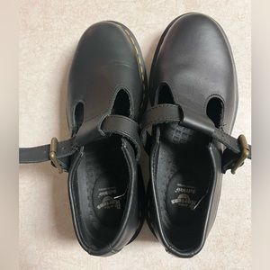 Dr.Marten T-Strap work shoes. Super cushion